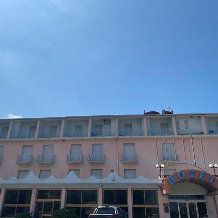 Bed and Breakfast Al Torrione Кампора Сан-Джованні Екстер'єр фото
